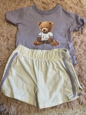 Adorable Girl’s Teddy Bear 2T Outfit Set
